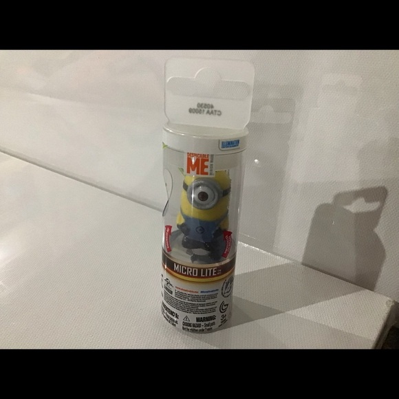 Despicable Me: Minion Micro Lite - Picture 2 of 3